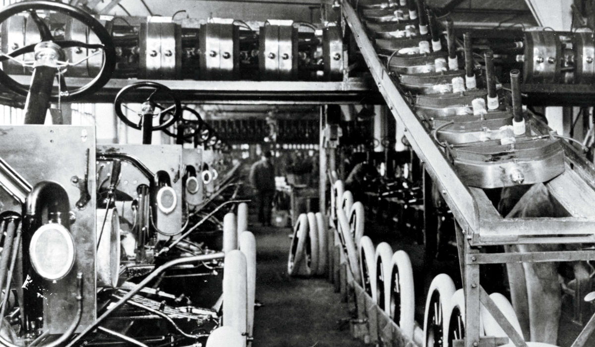 Imagen de época de una de las fábricas de Henry Ford.